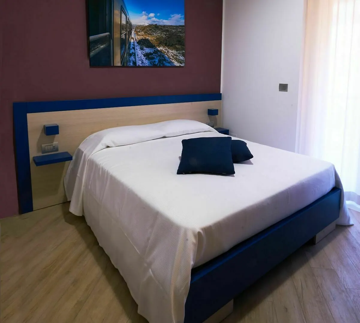 Guesthouse Lago Di Nicito Catania 2*,  Italy